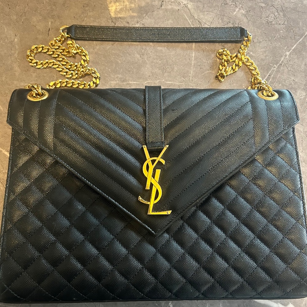 YSL ENVELOPE IN MATELASSÉ LAMBSKIN